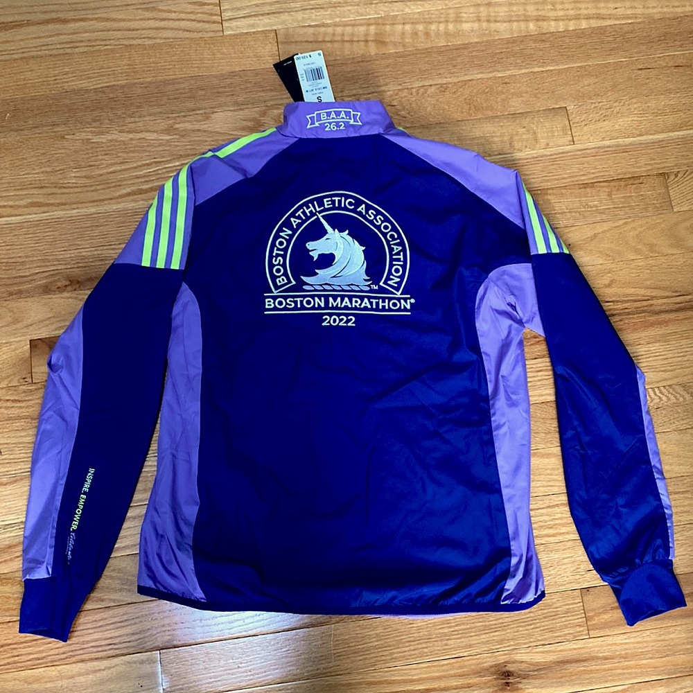 *NWT* Official Boston Marathon Jacket 2022